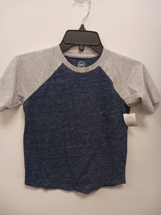 Blue/Grey Wonder Nation T shirt, 8 B