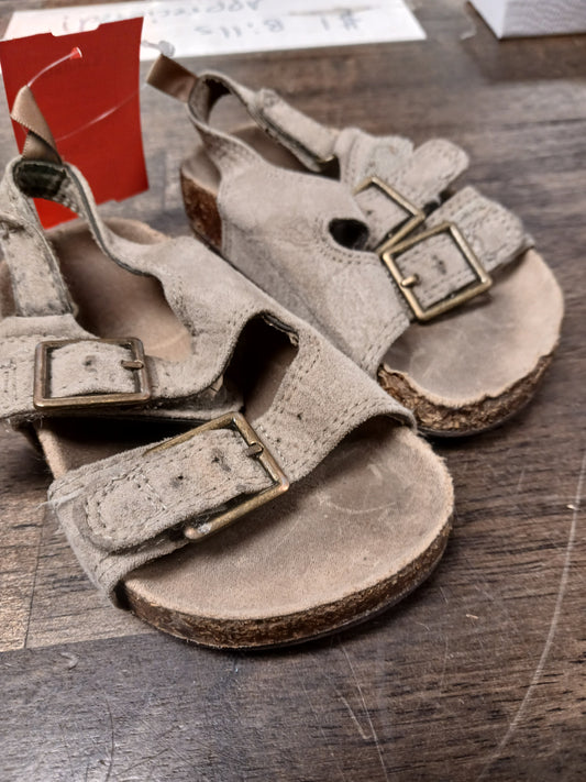 Tan OshKosh Sandals, 6 G