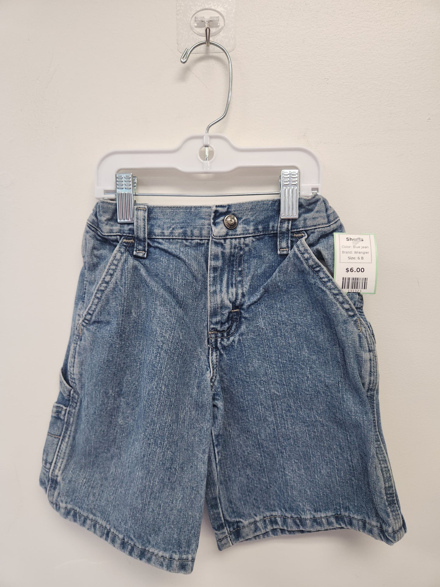 Blue Jean Wrangler Shorts, 6 B