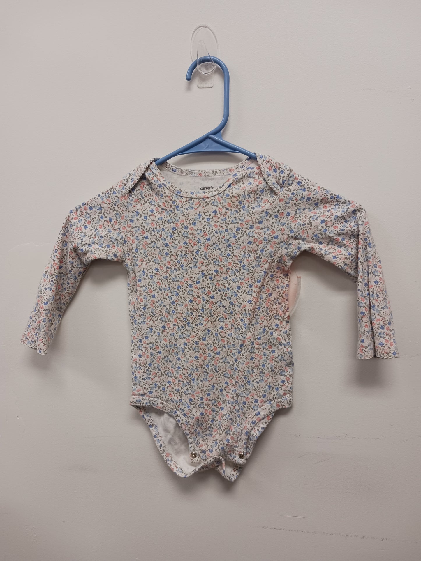 white/pink/blue Carters Long Sleeve Flower Onesie, 24M G
