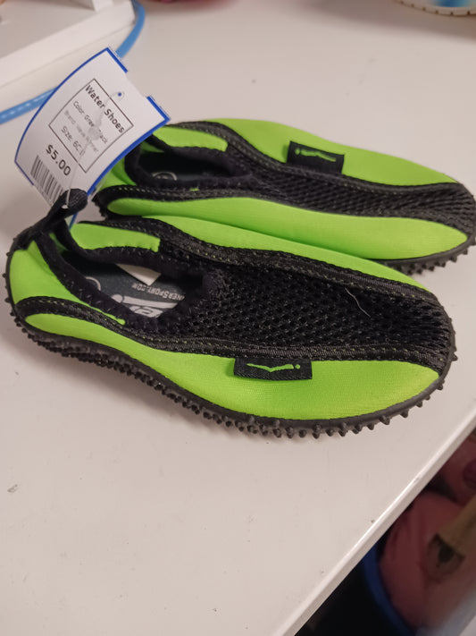 Green/Black Wave Runner Water Shoes, 6C B