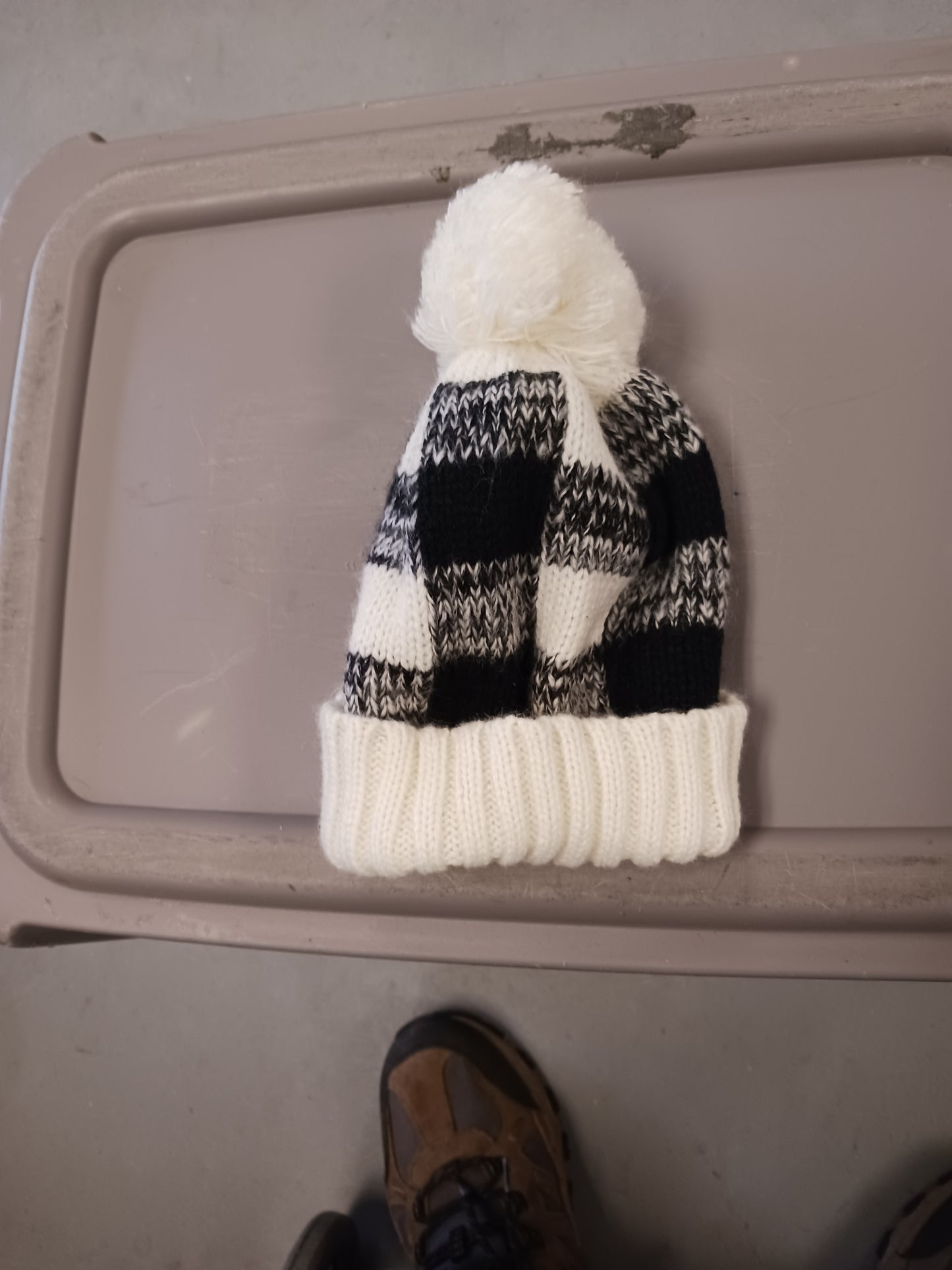 White/Black  Winter Hat, OS