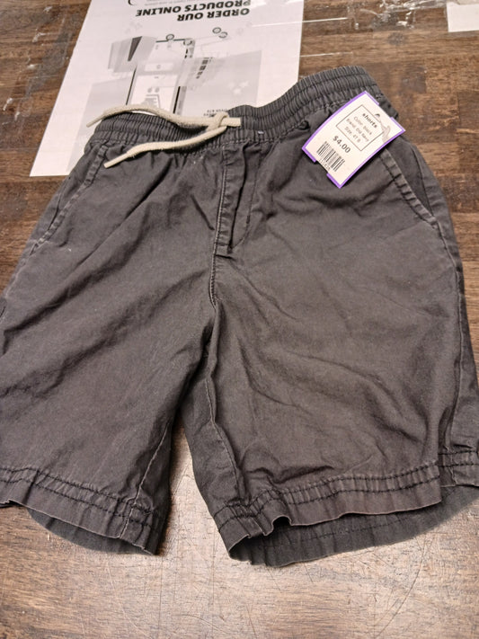 black Old Navy shorts, 4T B