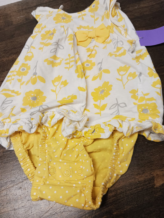 White/Yellow Flower Carters Dress, 6M G