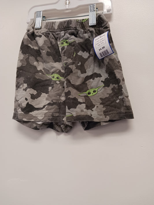 green Star Wars Camo Shorts, 3T B