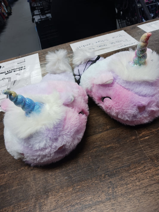 pink/purple Wonder Nation Unicorn Slippers 4/5, 4 G