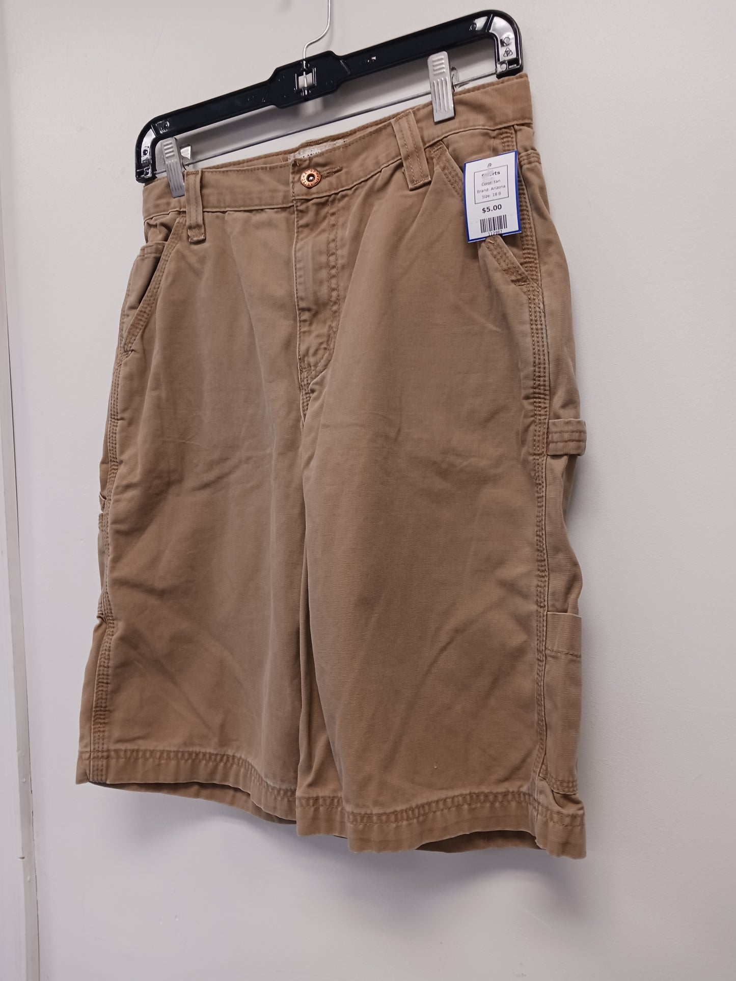 tan Arizona Shorts, 18 B