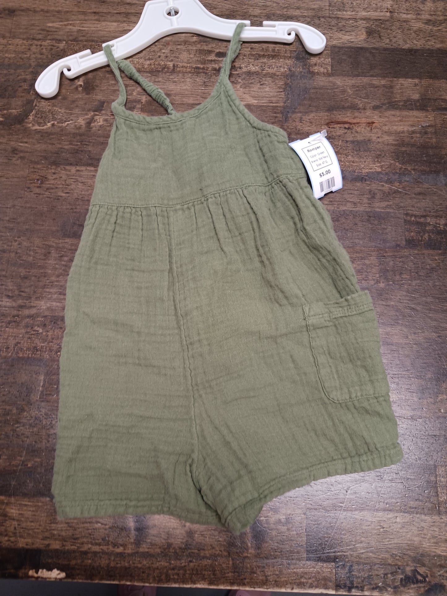 Green Old Navy Romper, 4T G