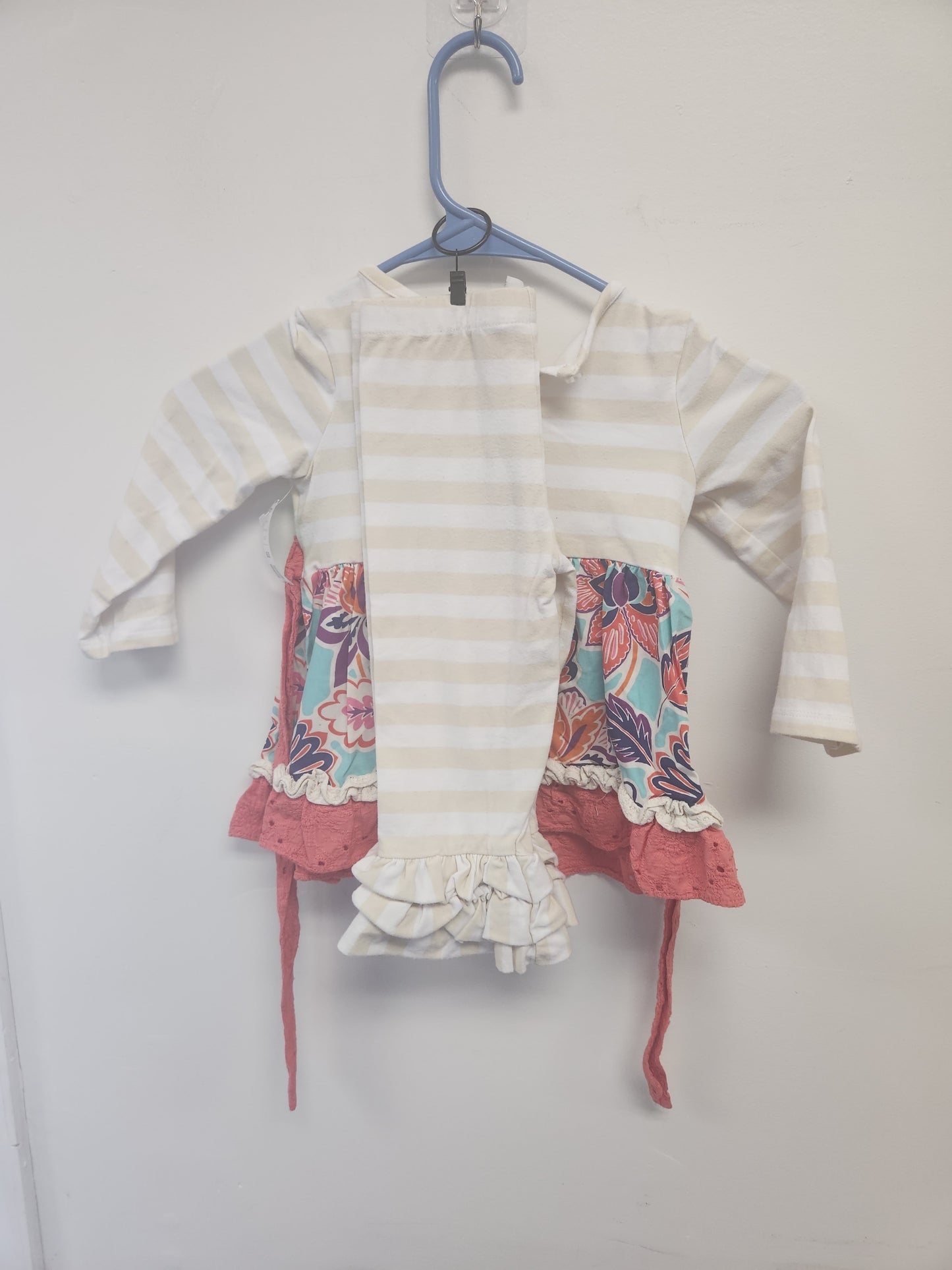 Tan/White/Colorful Counting Daisies Outfit, 2T G