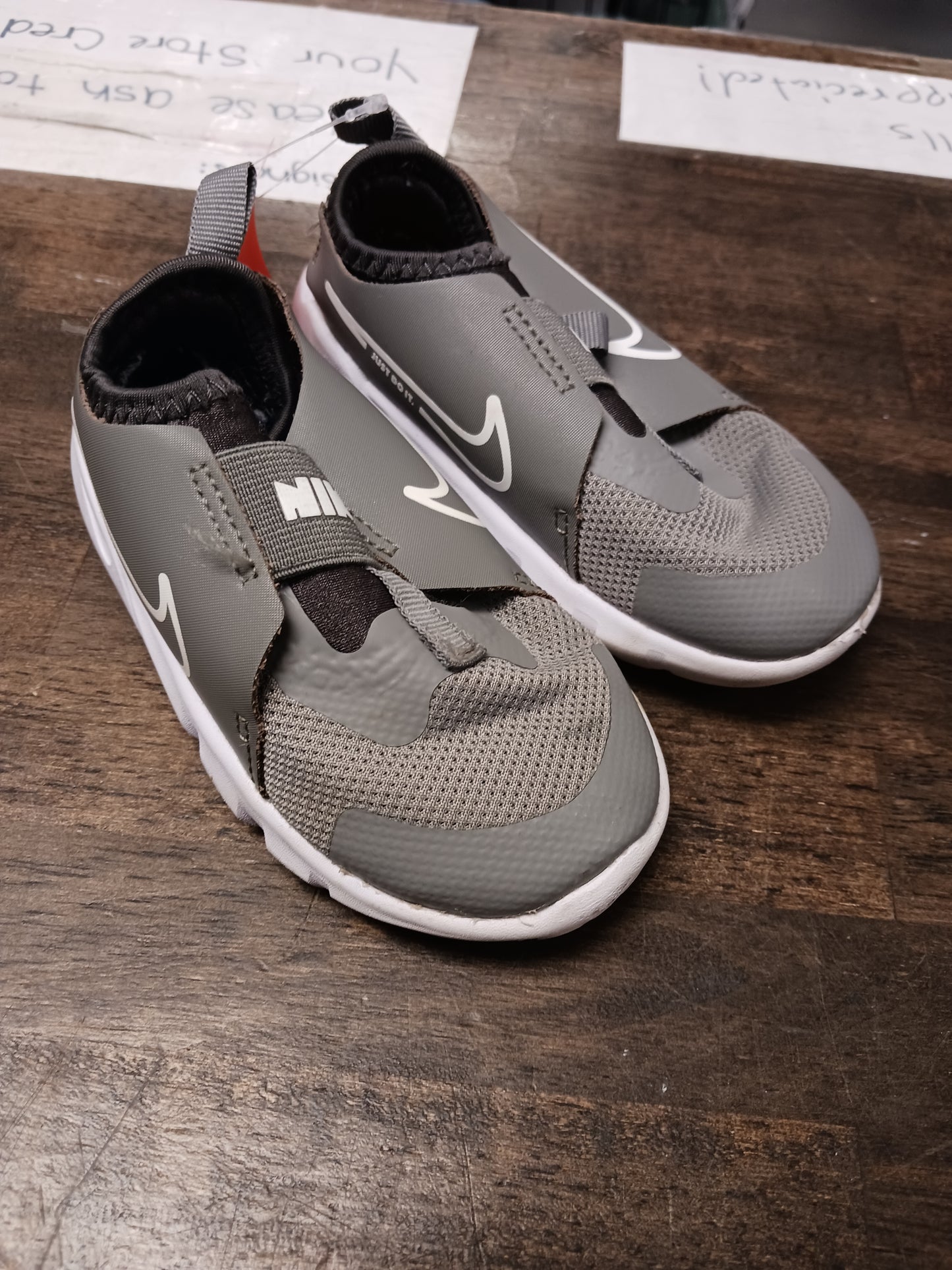 Grey Nike Sneakers, 8C B
