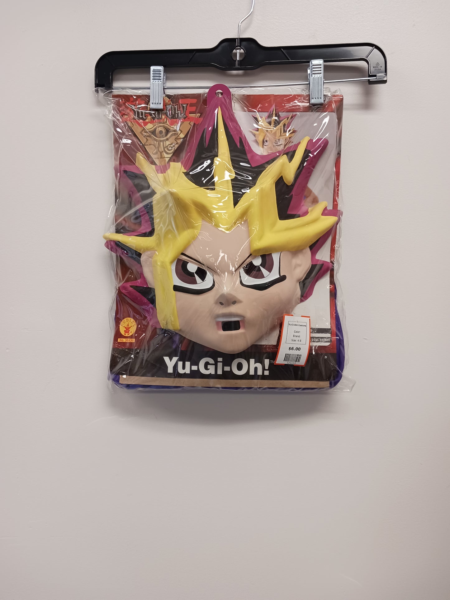 Yu-Gi-Oh! Costume, 4 B