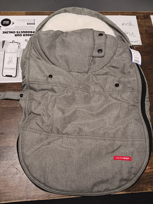 Grey Skiphop Carseat Cover