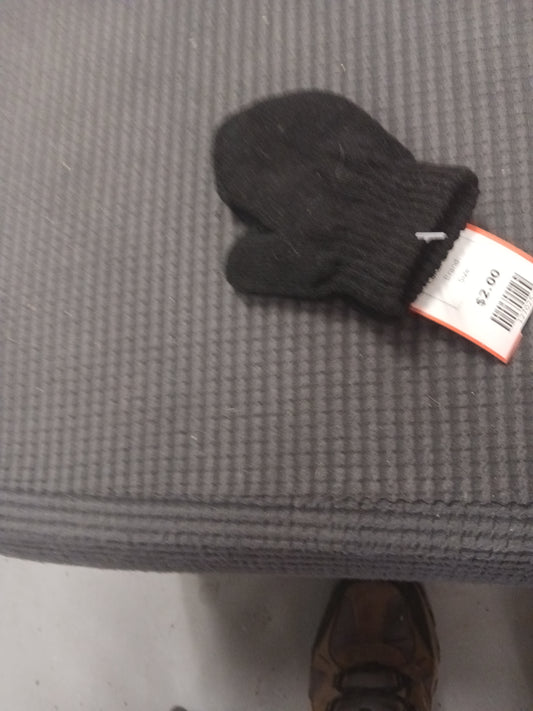 Black  Mittens
