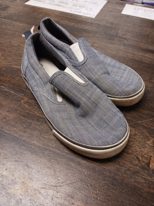 Blue Gap Slip Ons, 13 B