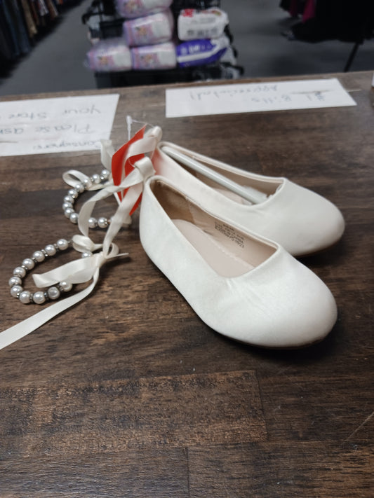 white Felix & Flora Slip Ons with Pearls, 6 G