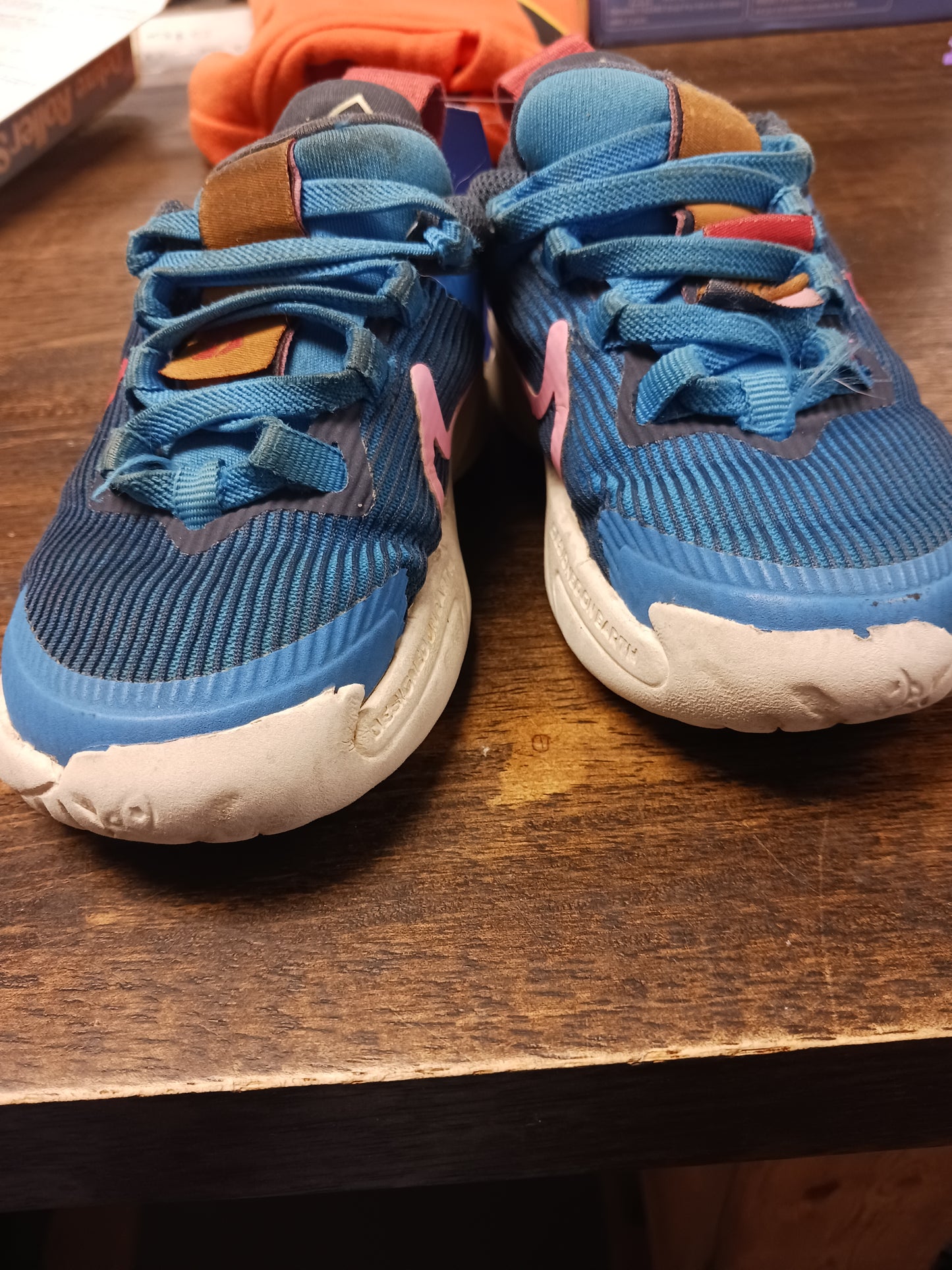 blue Nike Colorful Sneakers, 6 G
