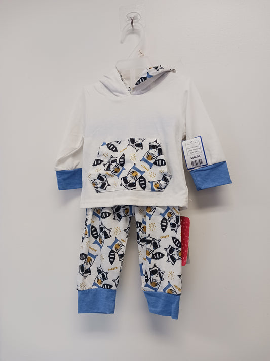 white/blue Boutique 2 Piece Raccoon Outfit 3/6m, 3M B