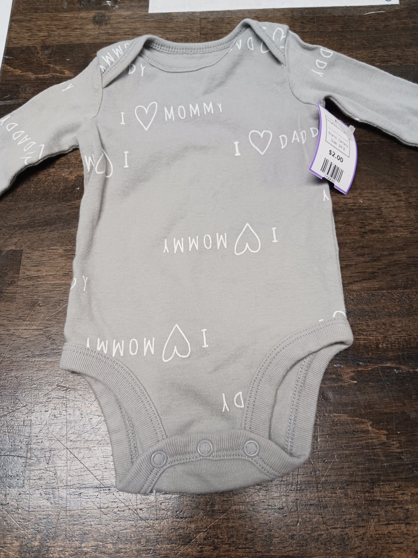Grey/White Love Mommy/Daddy Carters Longsleeve Onesie, 3M B
