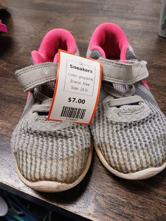 grey/pink Nike Sneakers, 10 G