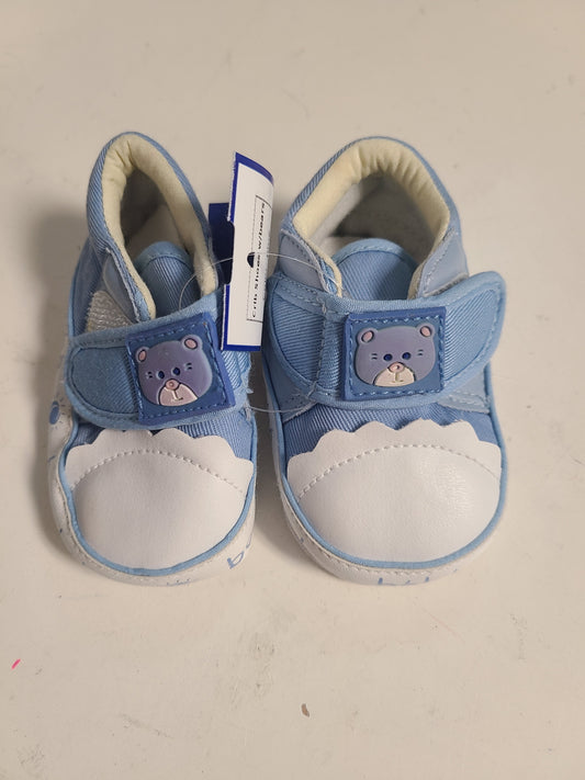 blue  Crib Shoes w/bears