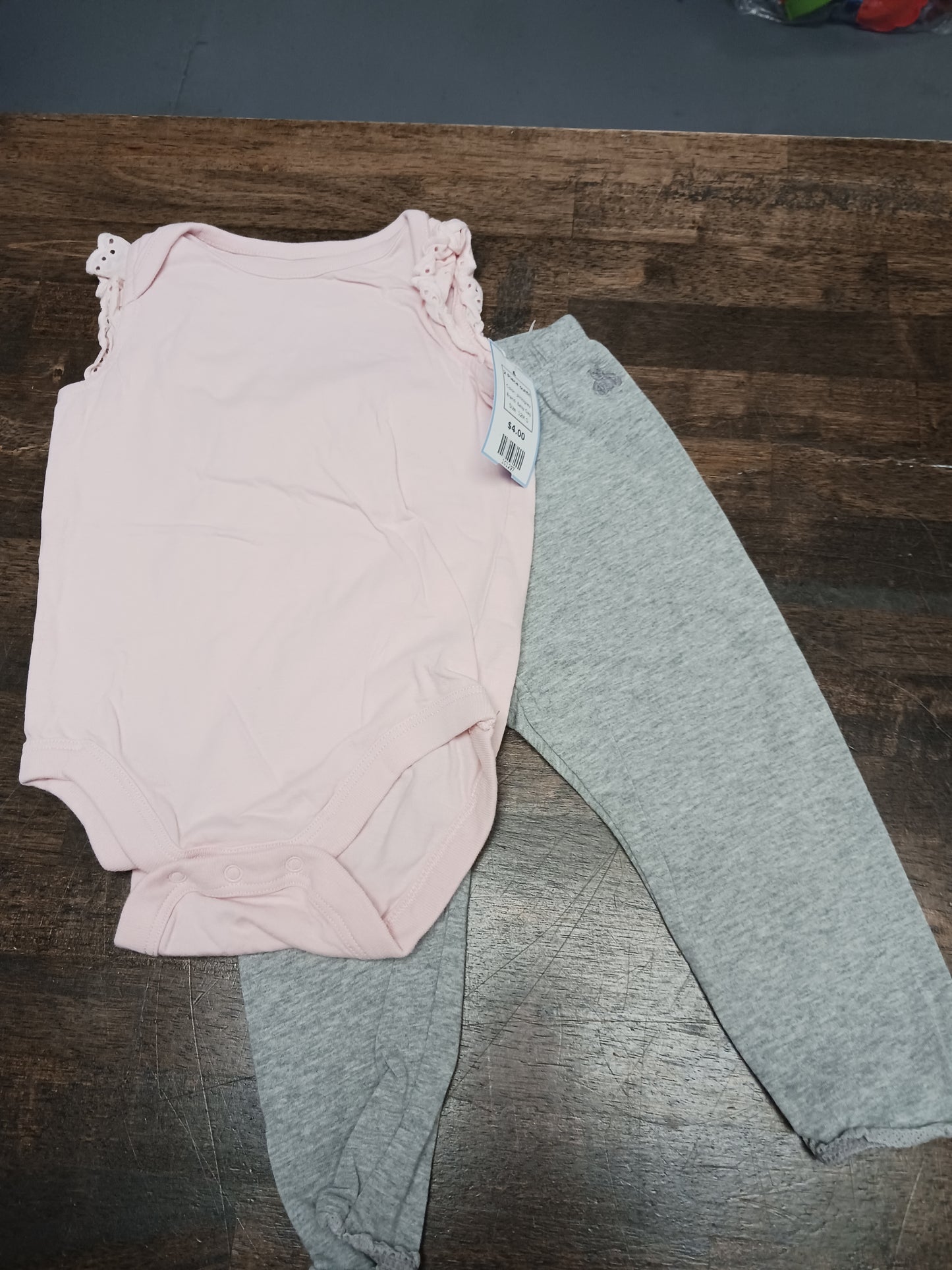 pink/grey Baby Gap 2 Piece outfit, 12M G