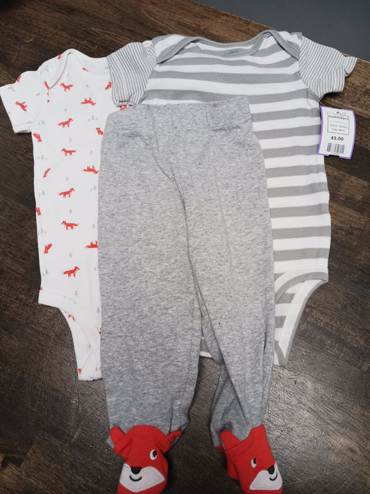 White/Grey/Orange Fox Carters Outfit(3pc), 9M B