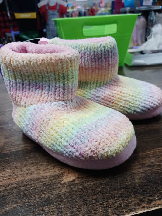 Multi Wonder Nation Rainbow Slippers, 9 G