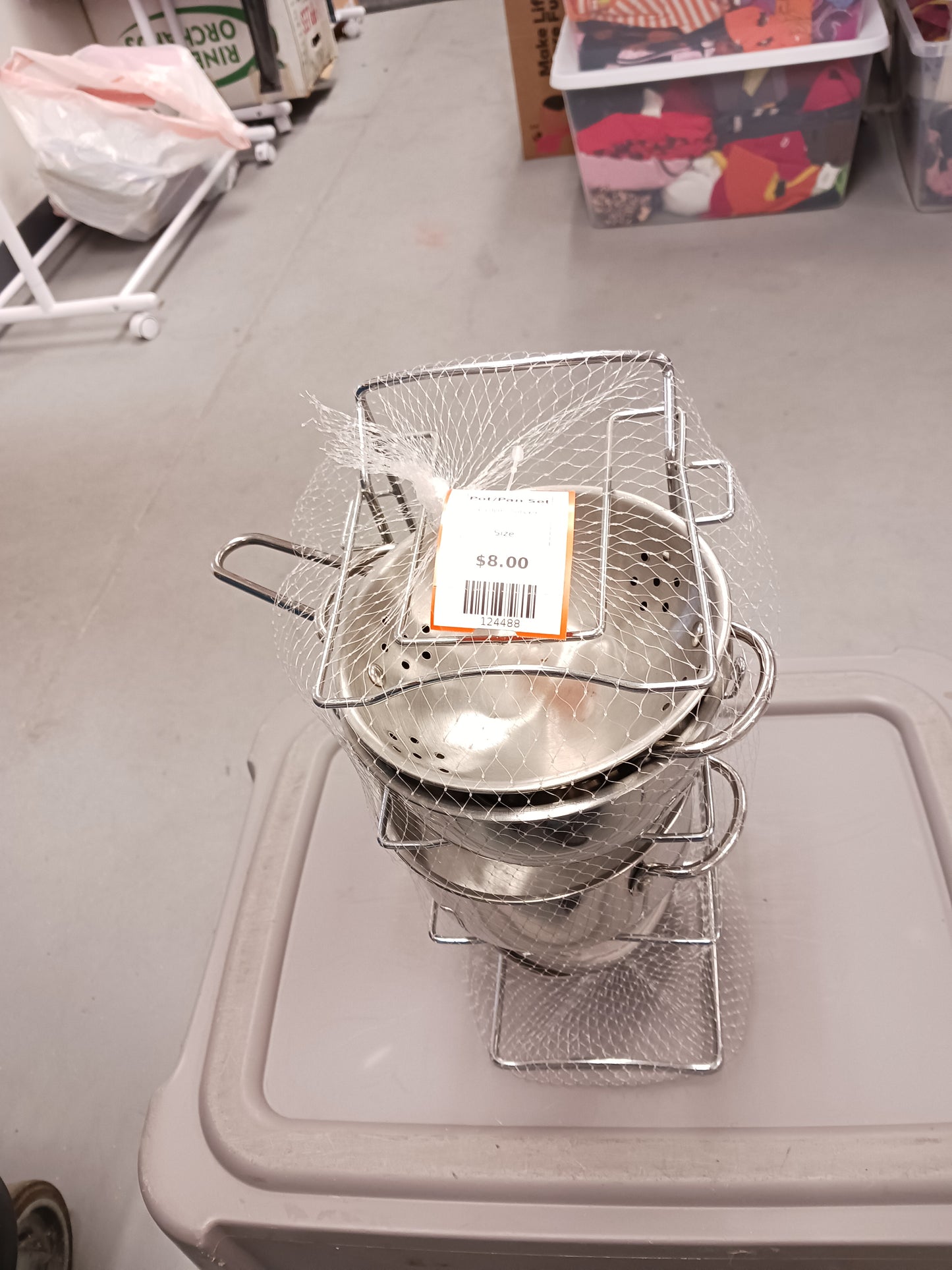 Silver Melissa & Doug Pot/Pan Set