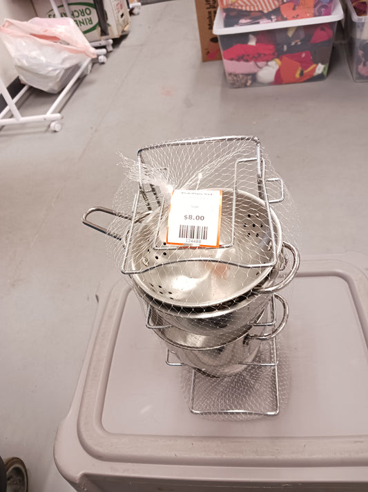 Silver Melissa & Doug Pot/Pan Set