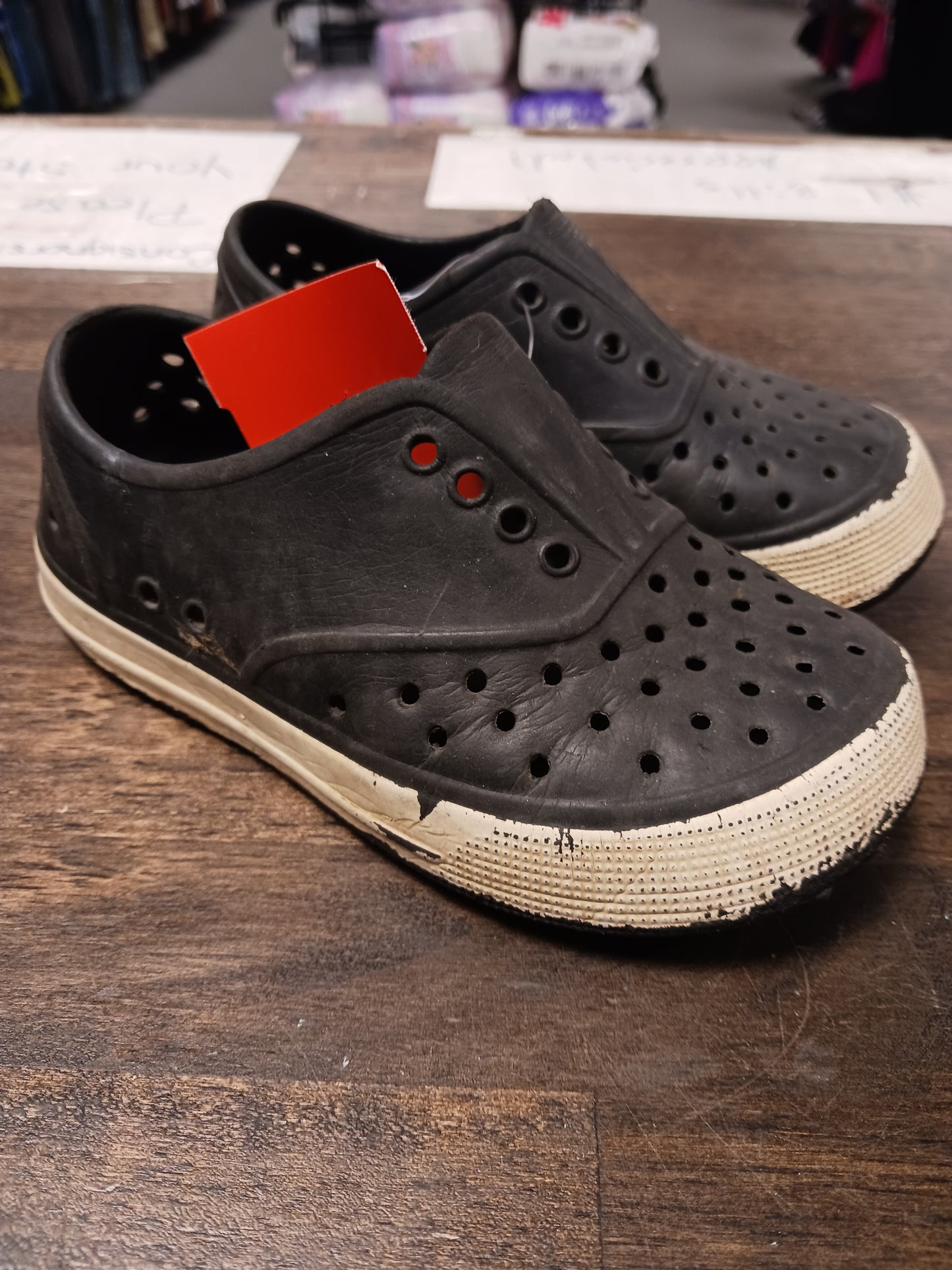 Black  Water Shoes, 7 B