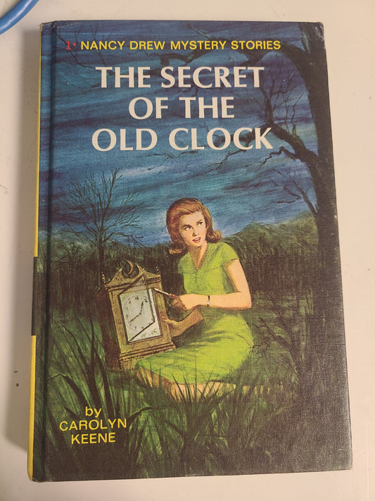 The secret of the old clock book