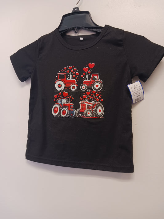 Black/Red Tractor/Heart Boutique Shirt, 5T B