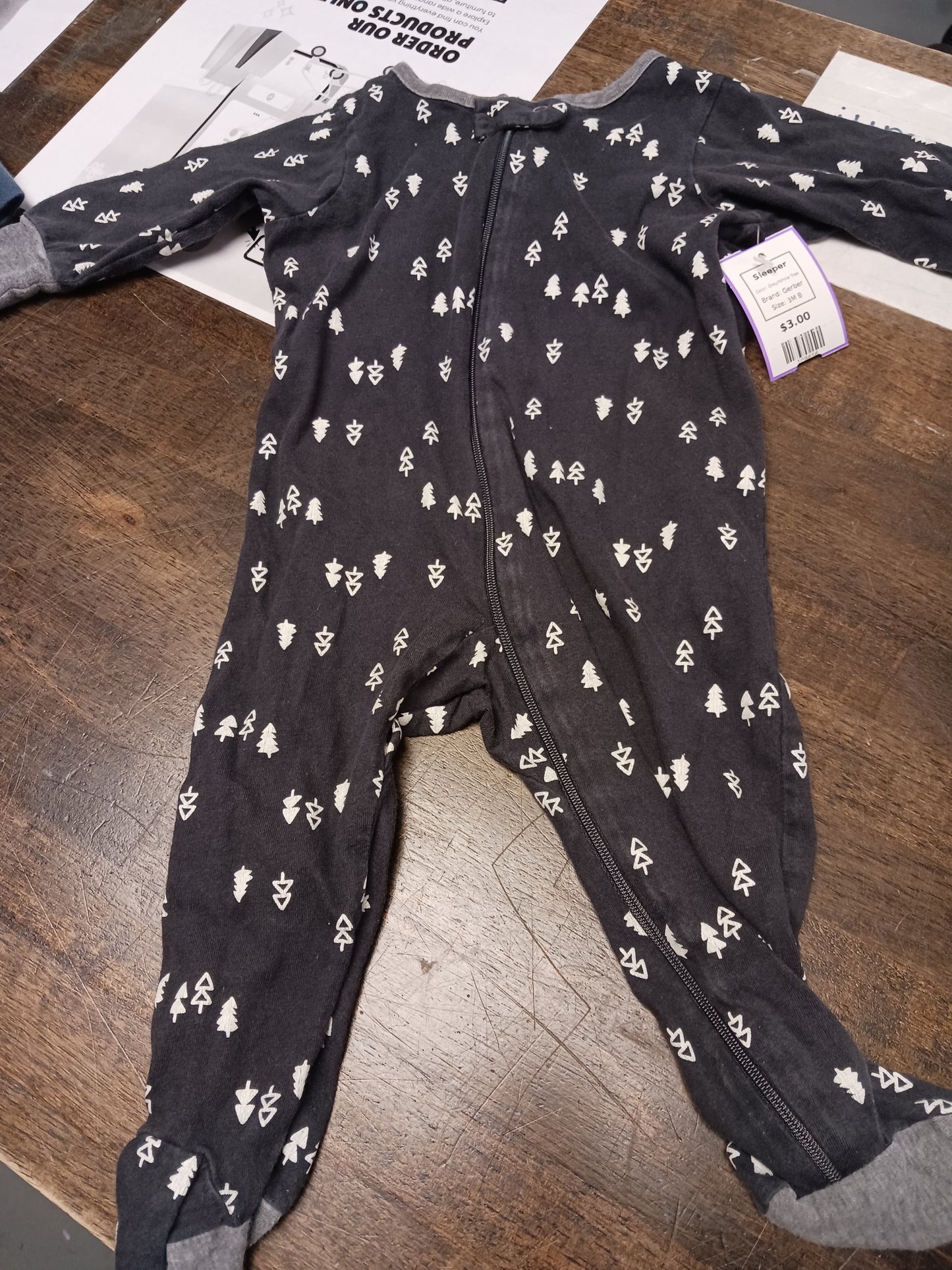 Grey/White Tree Gerber Sleeper, 3M B