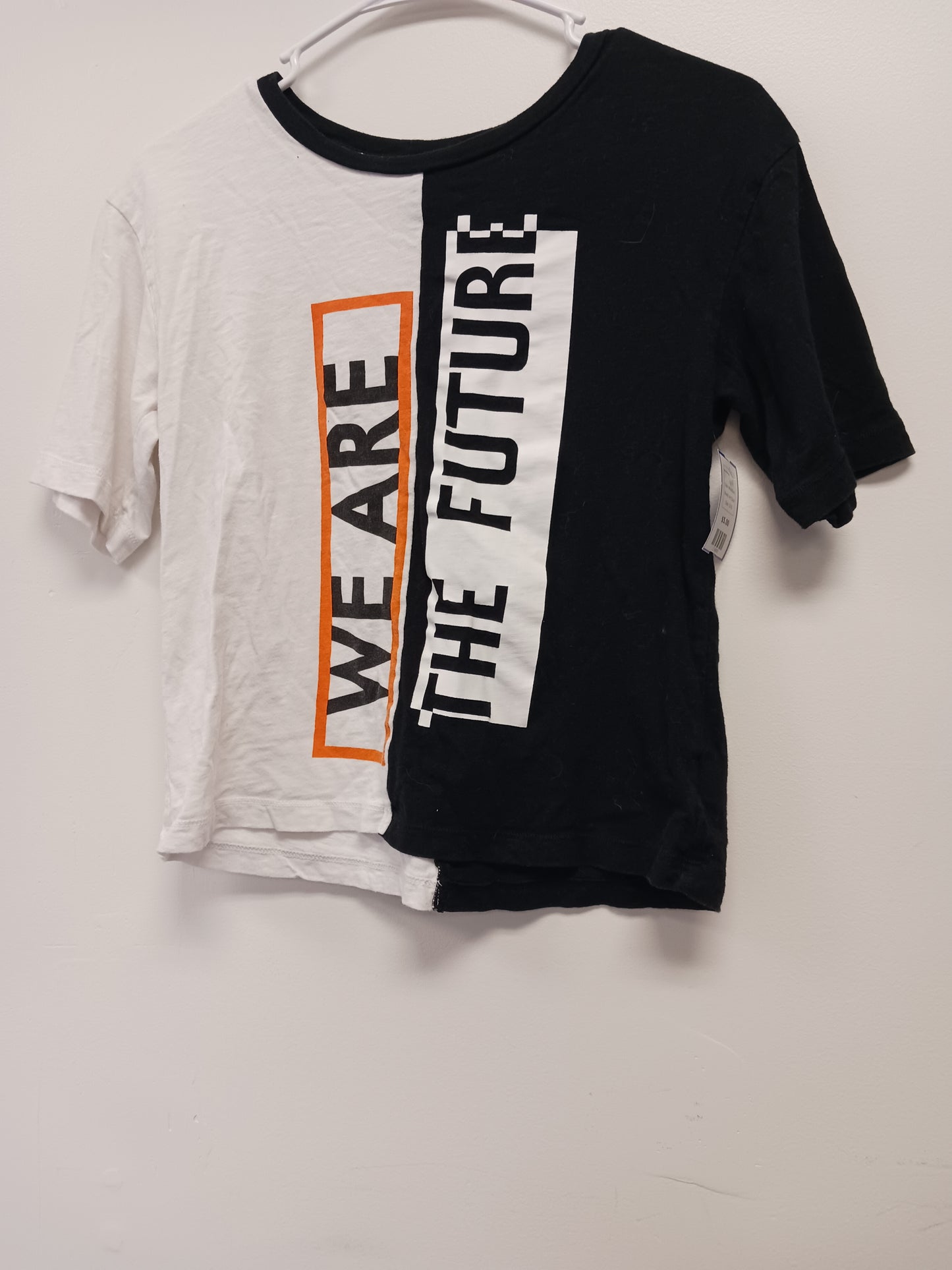 White/Black Art Class We Are The Future Tshirt 10/12, 10 B