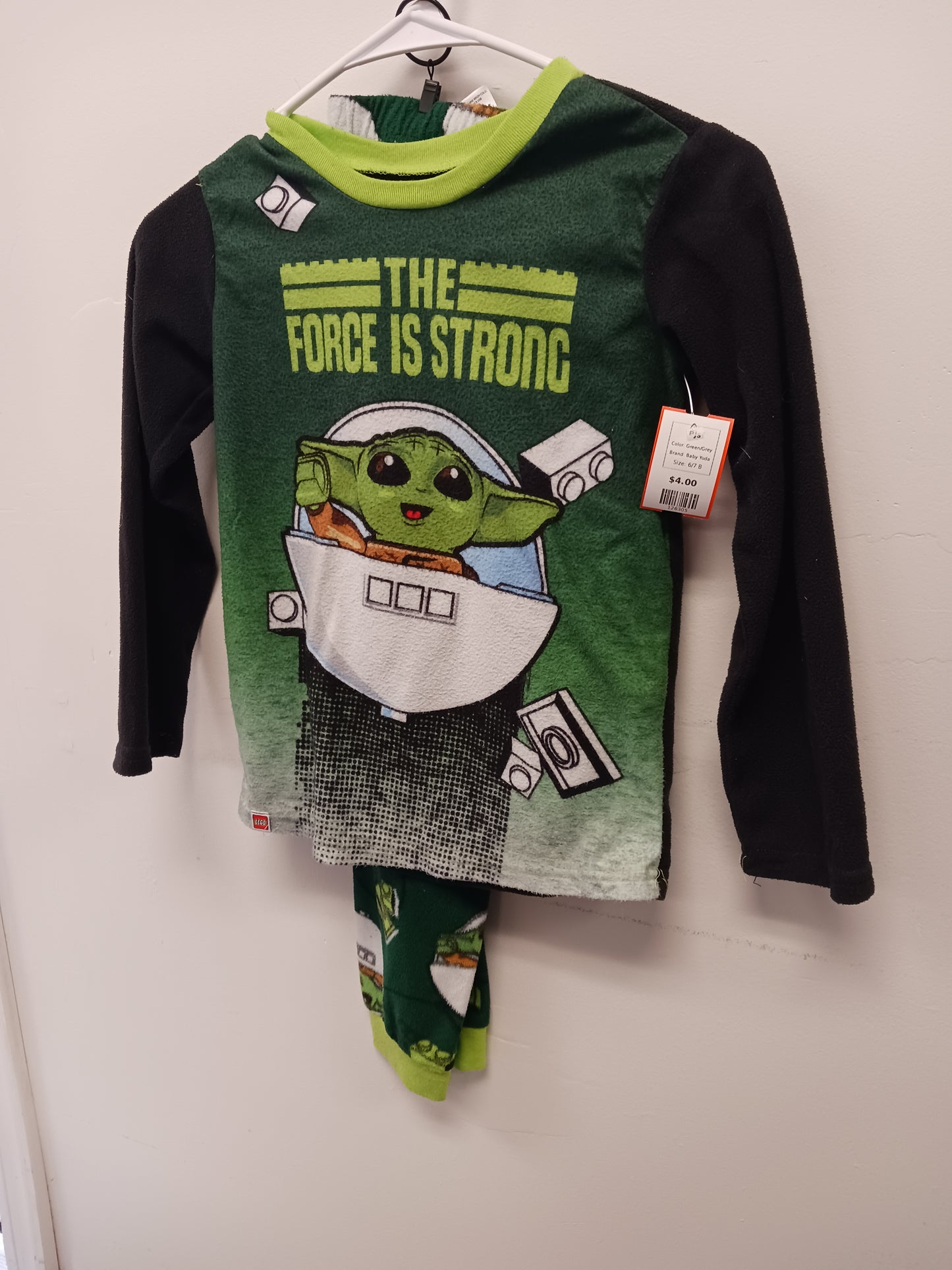 Green/Grey Baby Yoda Pjs, 6/7 B