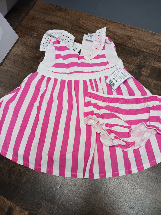 pink/white Crown & Ivy 2 piece Dress, 9M G