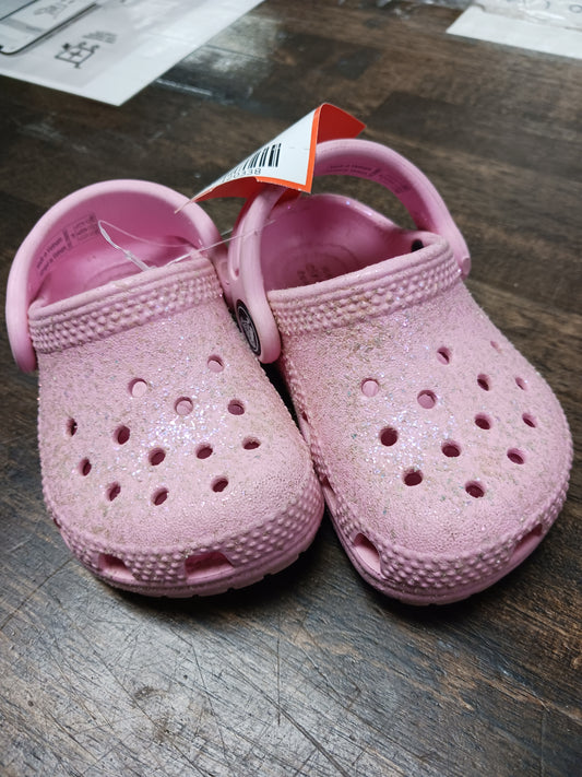 pink Crocs Rubber Shoes, 4 G