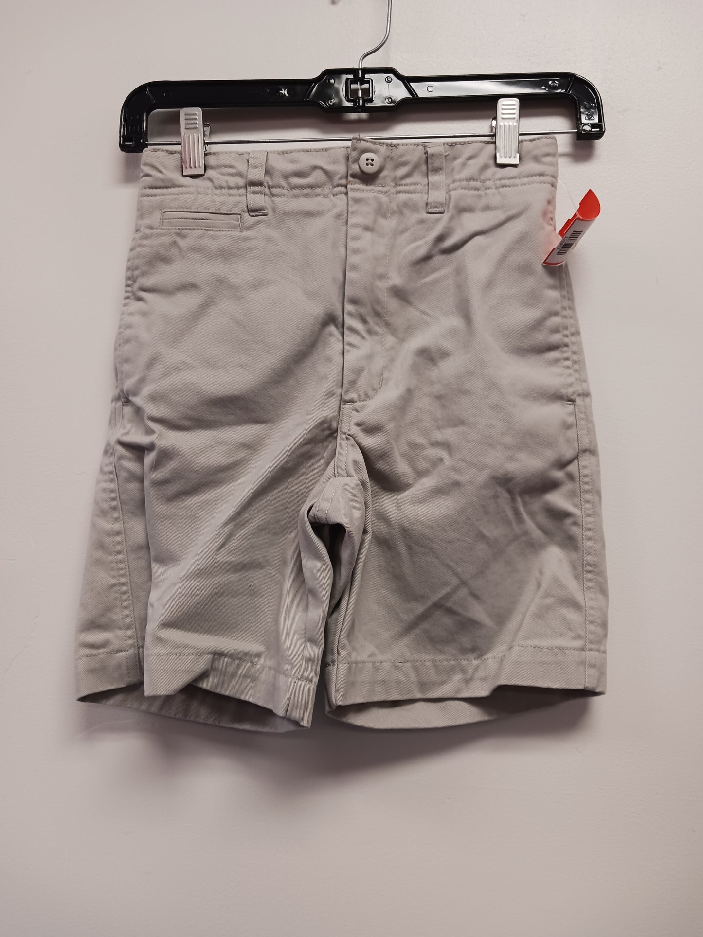 Tan Gap Shorts, 6 B