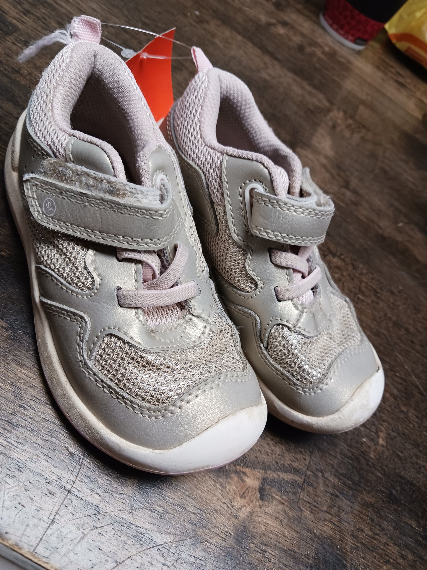 grey/pink  Sneakers, 7 G