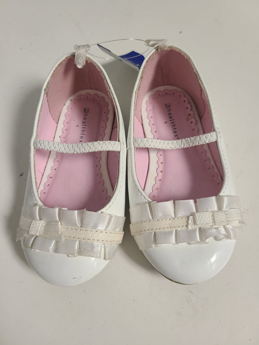 White Healthtex Flats, 6 G