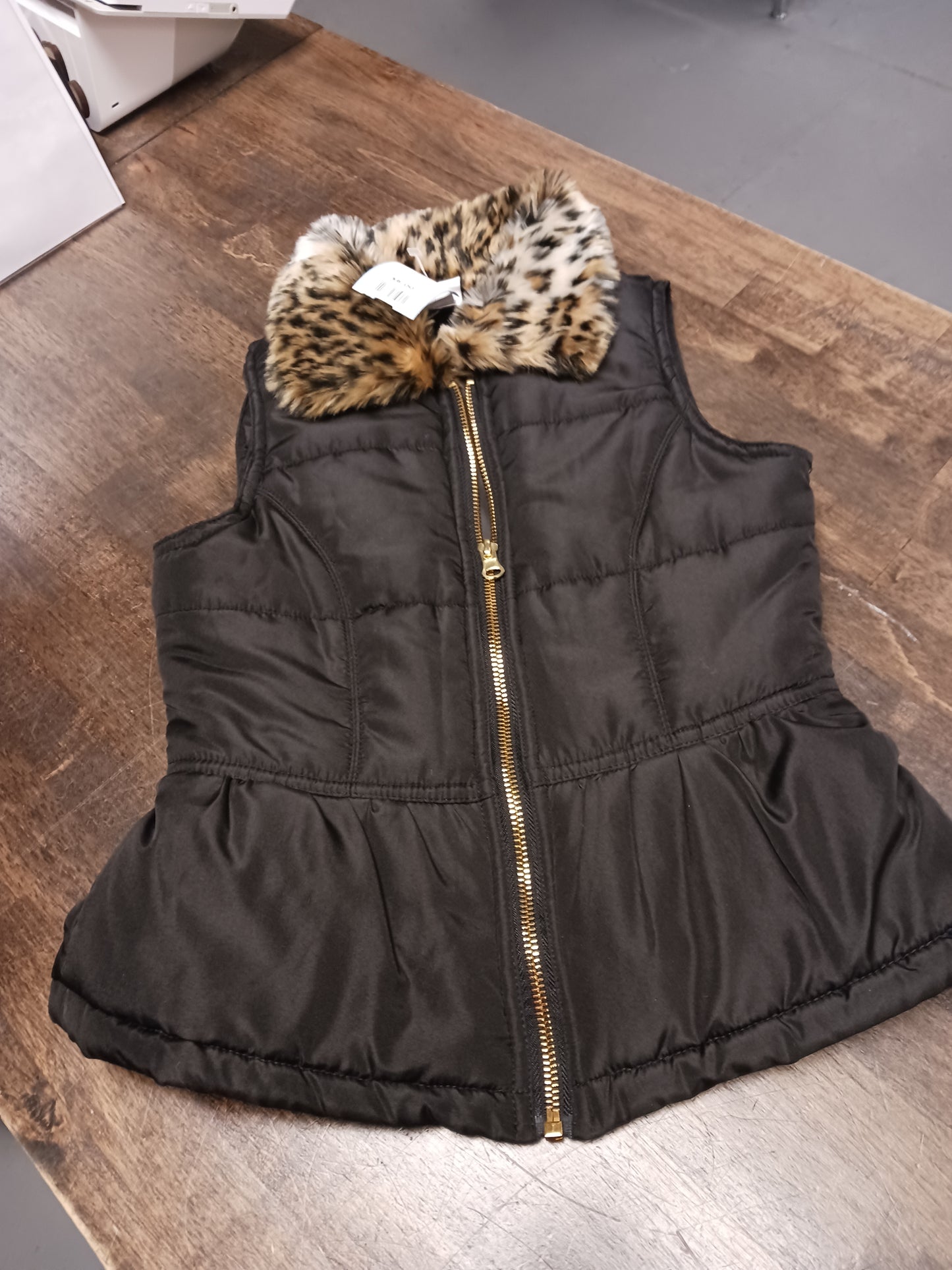Black/Cheetah Circo Vest, 6 G