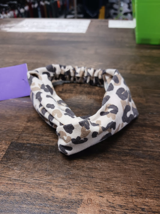 Tan Cheetah  Bow