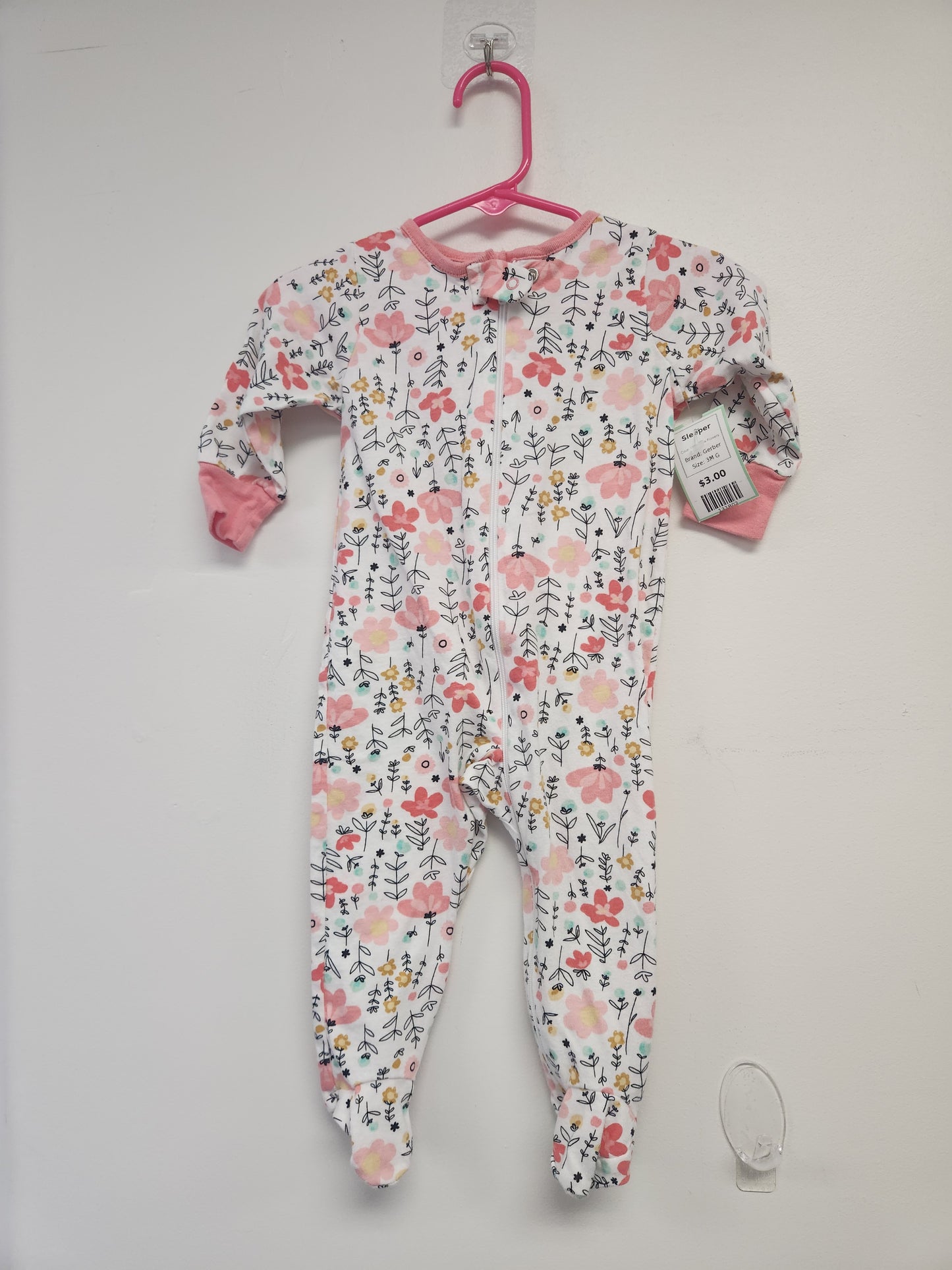White/Pink Flowers Gerber Sleeper, 3M G