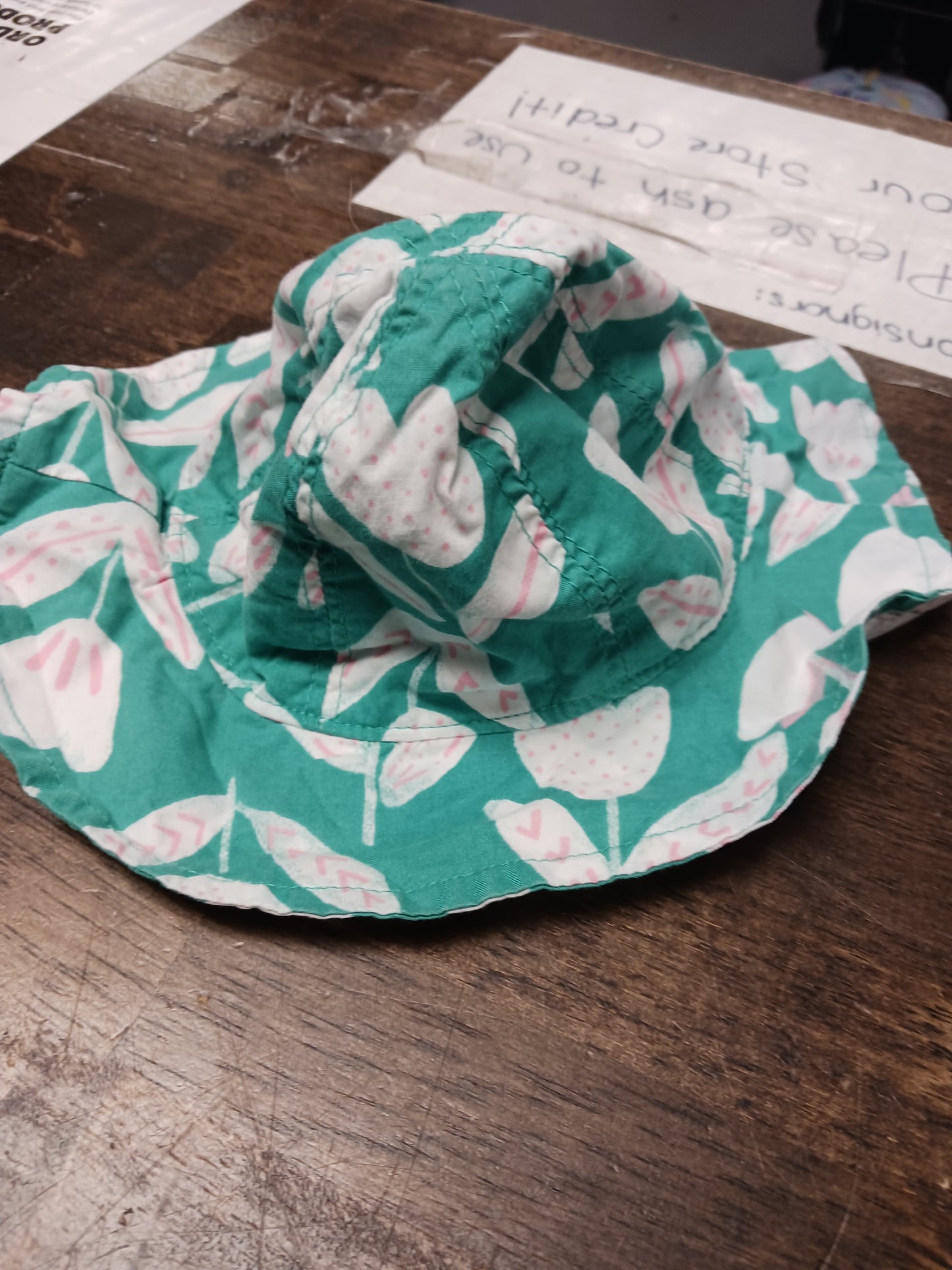 Green/White/Pink Carters Sun Hat, 3M G