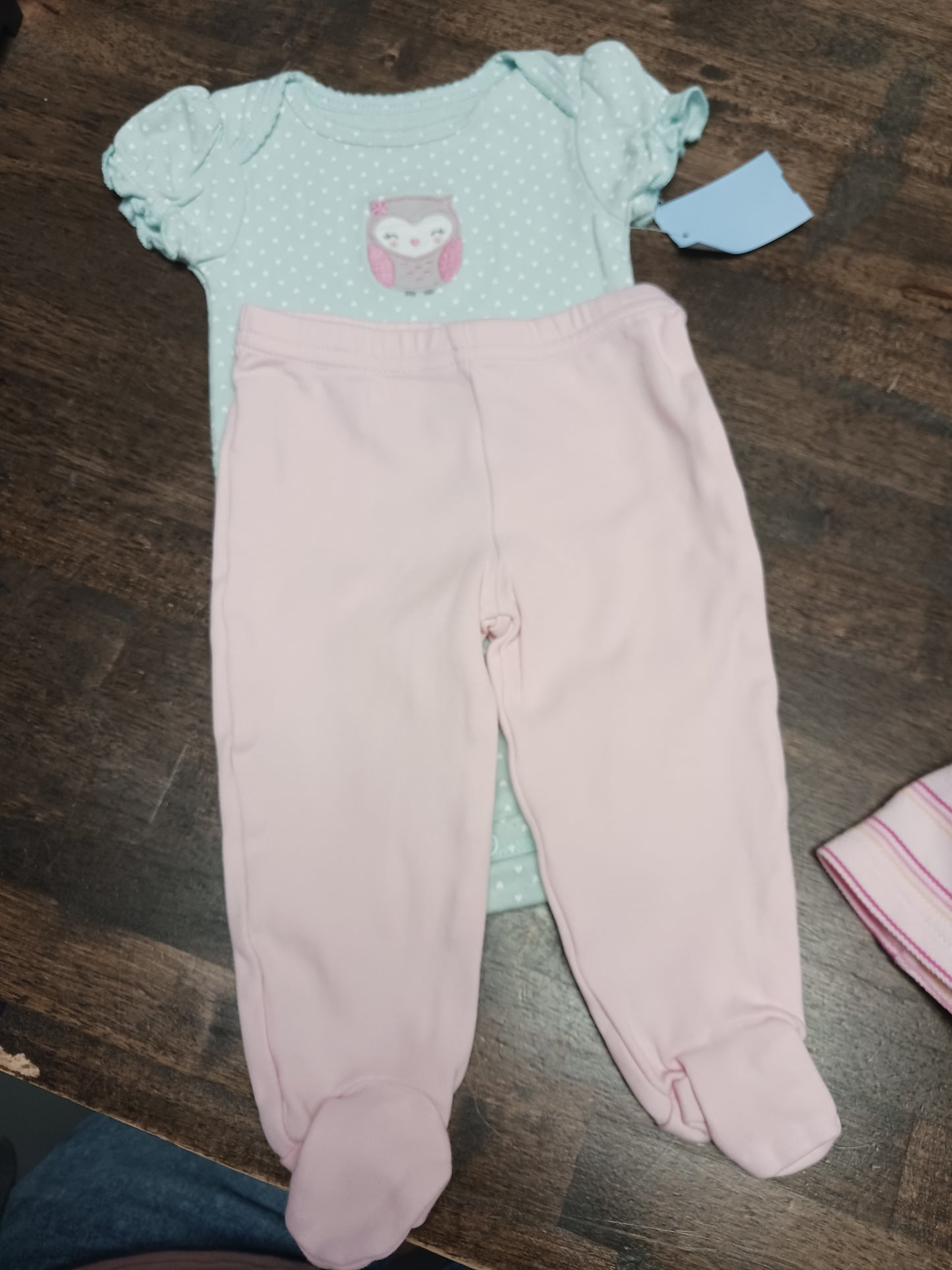 Blue/Pink Carters Outfit, 3M G