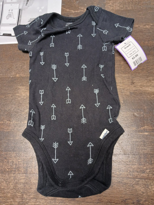 Black/Grey Arrow Modern Moments Onesie, 3M B