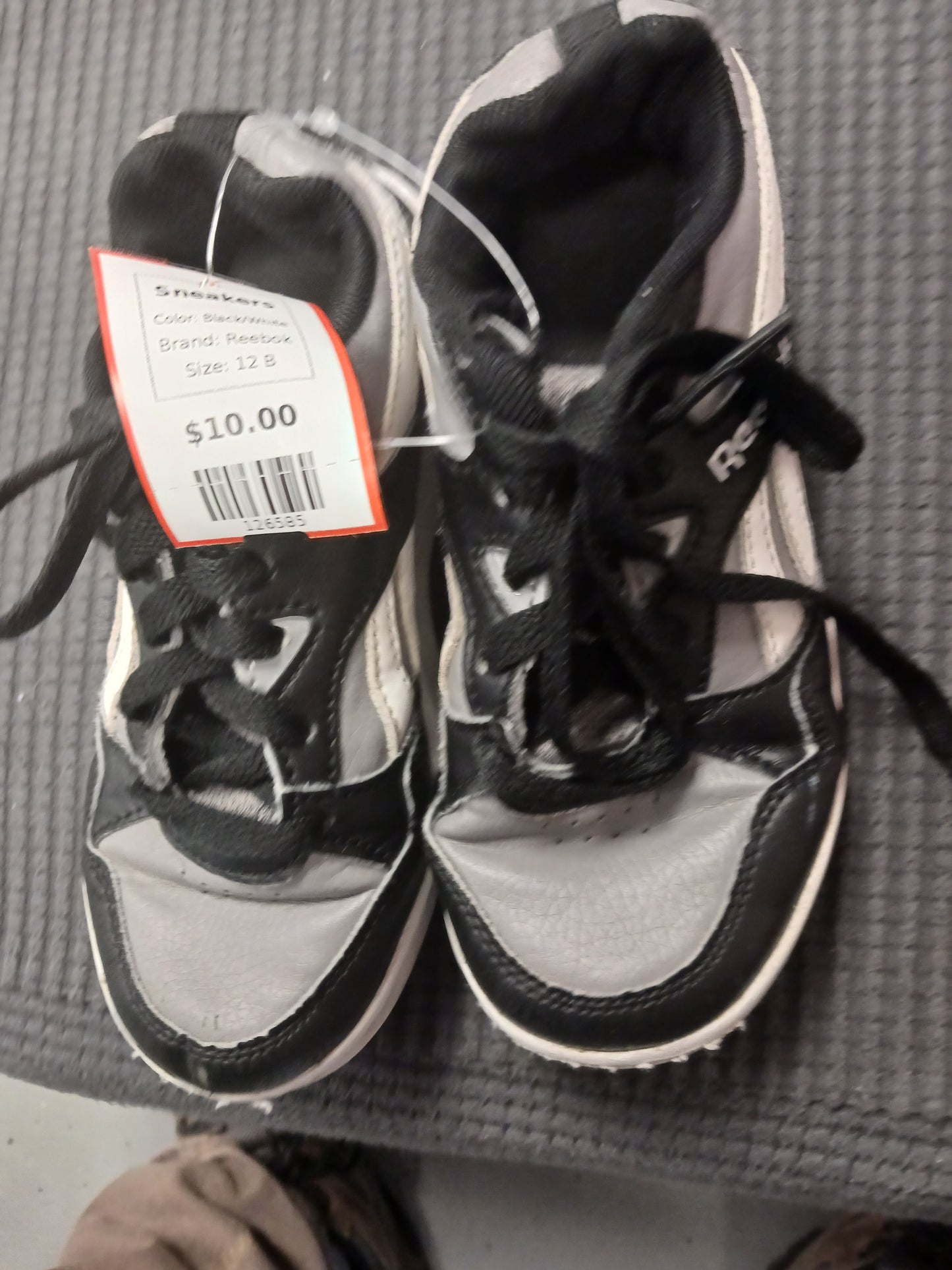 Black/White Reebok Sneakers, 12 B