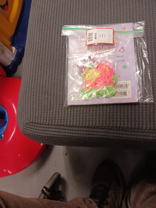 Hair Braiding and Friendship Bracelets Kit