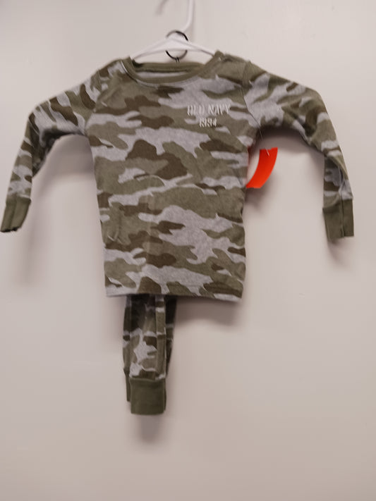 Green Camo Old Navy Pjs, 2T B
