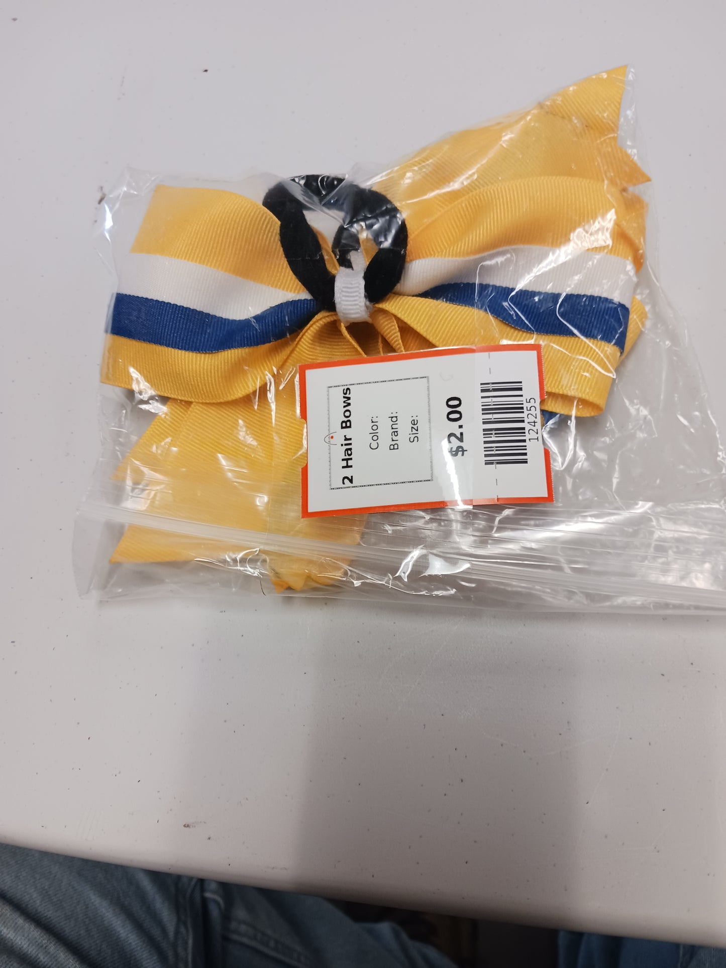 2 Hair Bows